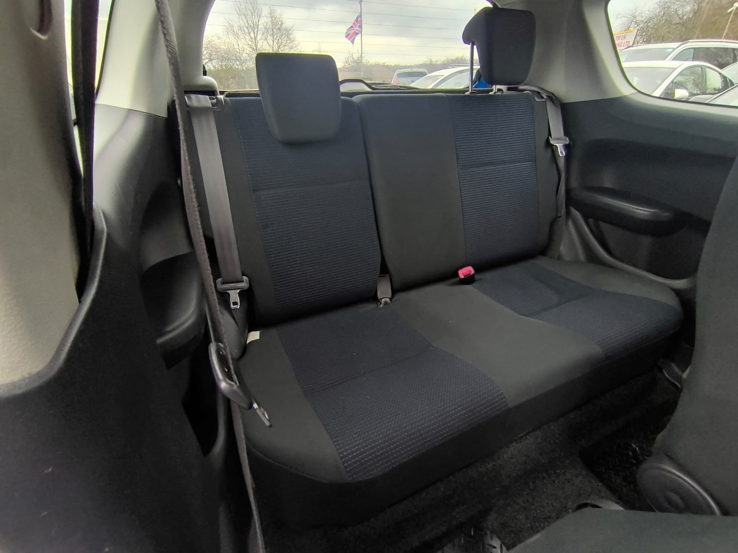 Used Suzuki Swift 2010 for sale - 76931978: Photo 11