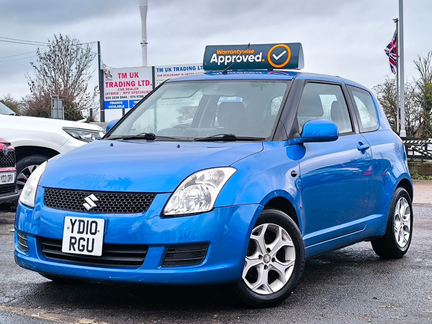 Used Suzuki Swift 2010 for sale - 76931978: Photo 2