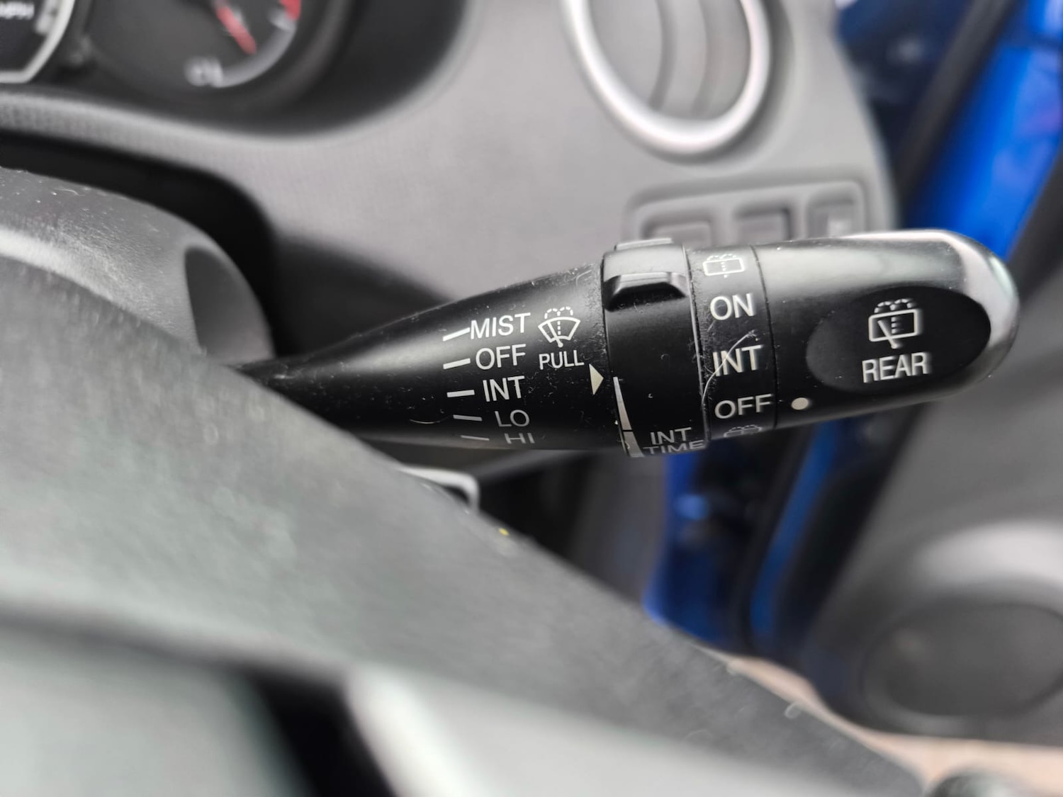 Used Suzuki Swift 2010 for sale - 76931978: Photo 21