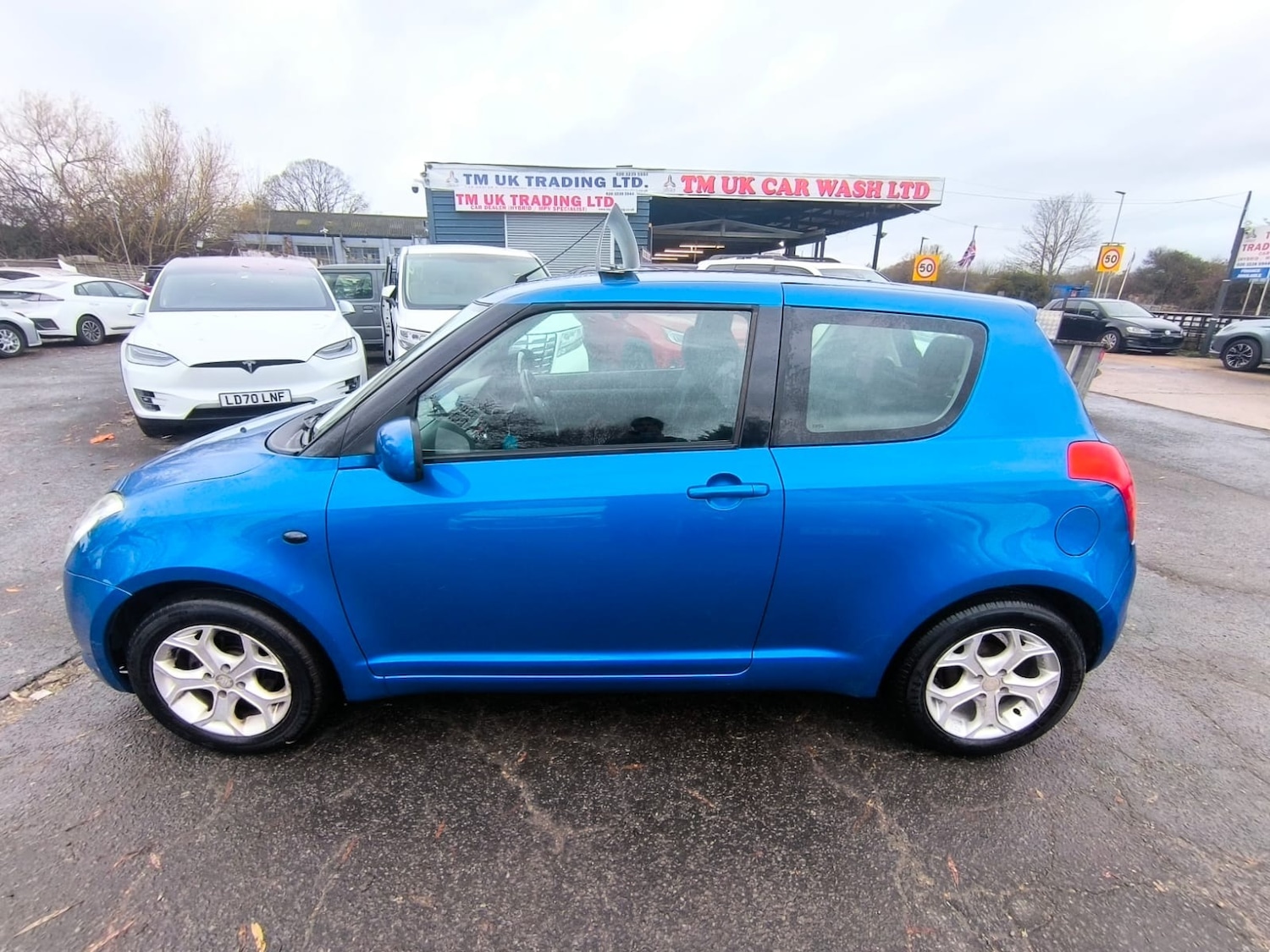 Used Suzuki Swift 2010 for sale - 76931978: Photo 6