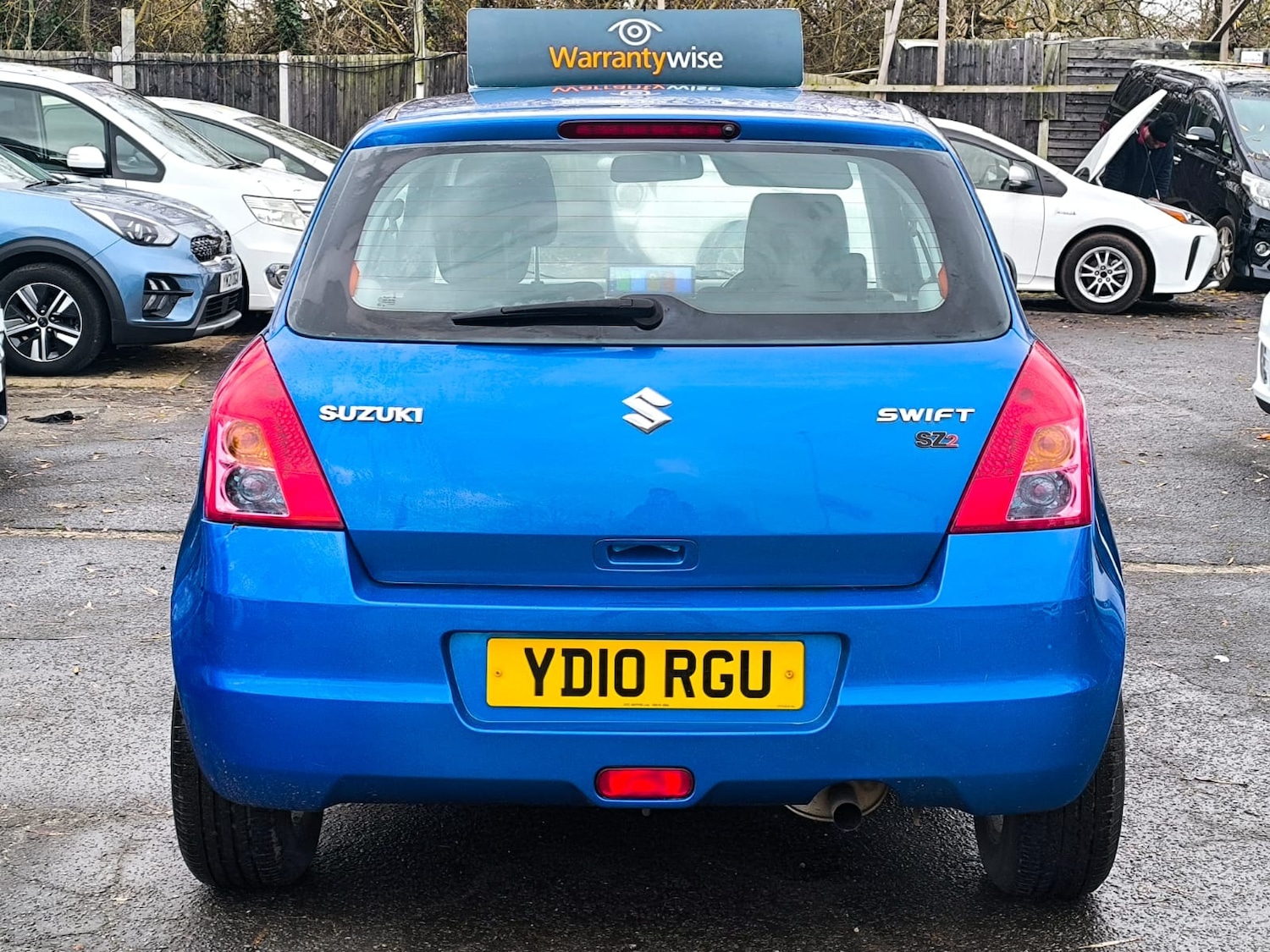 Used Suzuki Swift 2010 for sale - 76931978: Photo 8