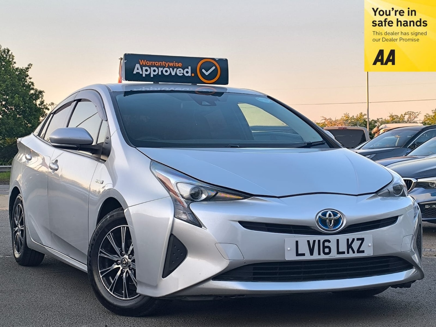Used Toyota Prius 2016 for sale - 76748885: Photo 1