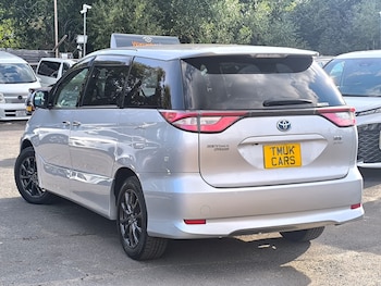 Used Toyota Estima 2018 for sale - 75920483: Photo