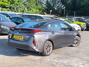 Used Toyota Prius 2021 for sale - 79568755: Photo