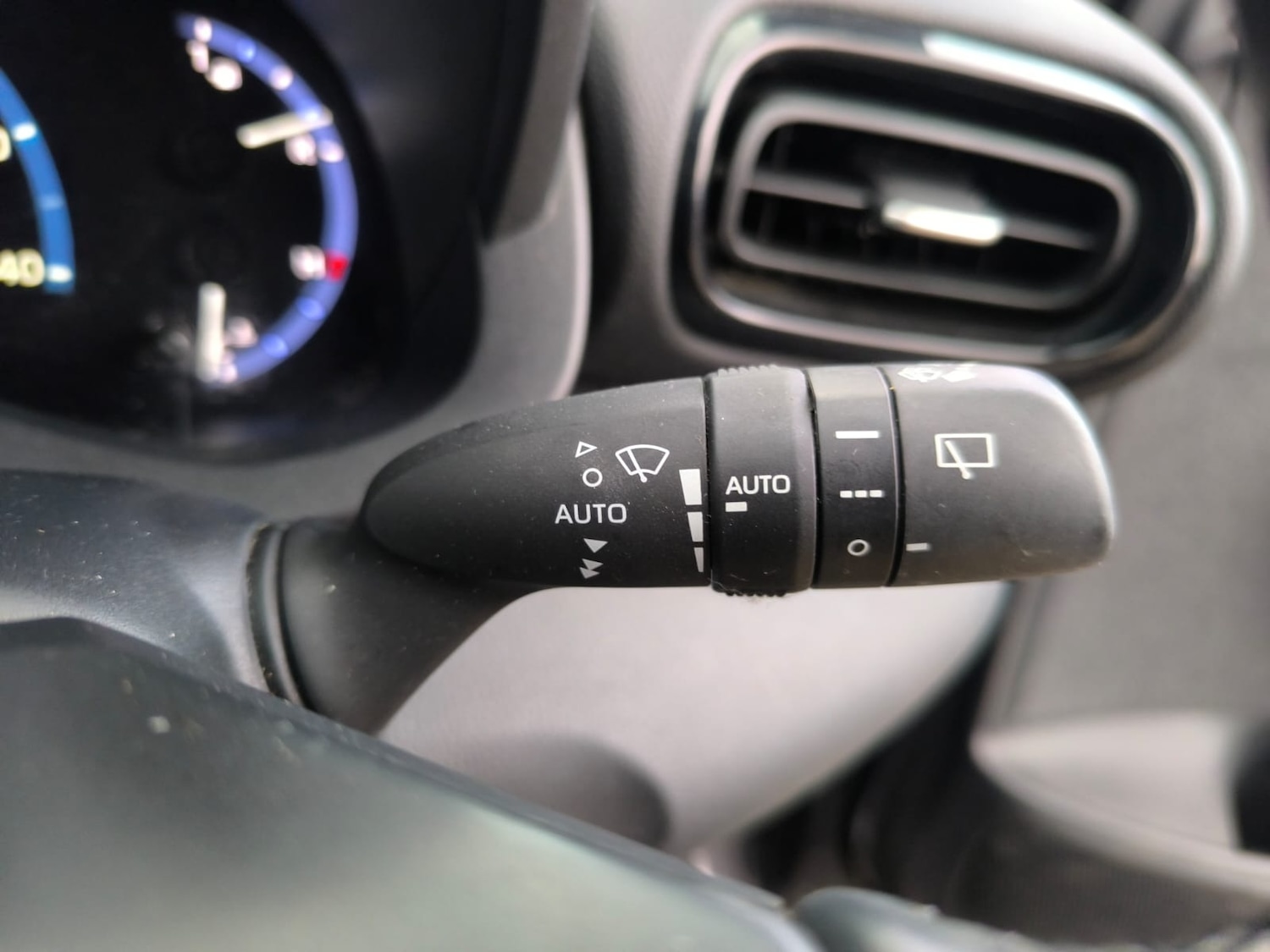 Used Toyota Yaris Cross 2022 for sale - 76517870: Photo 22