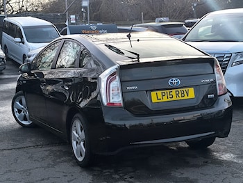 Used Toyota Prius 2015 for sale - 77417514: Photo