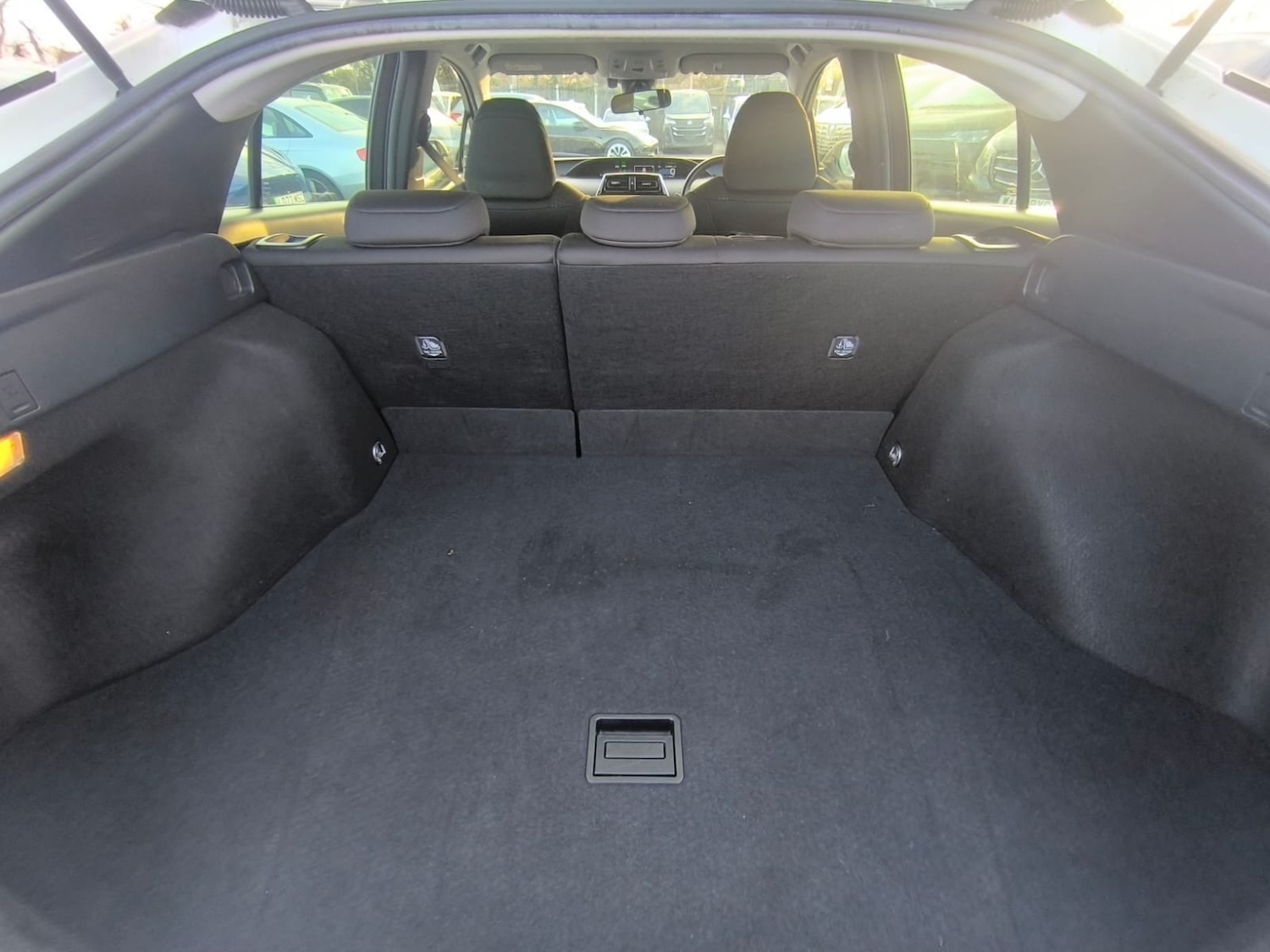 Used Toyota Prius 2019 for sale - 77245538: Photo 32