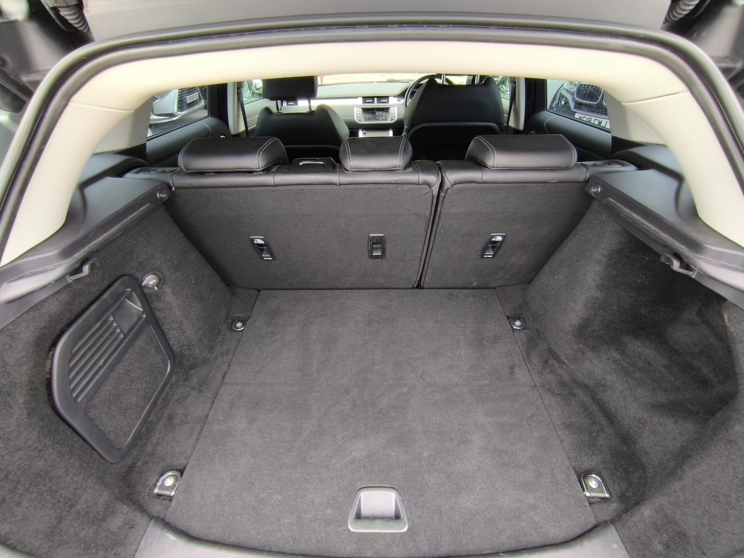Vehicle 29