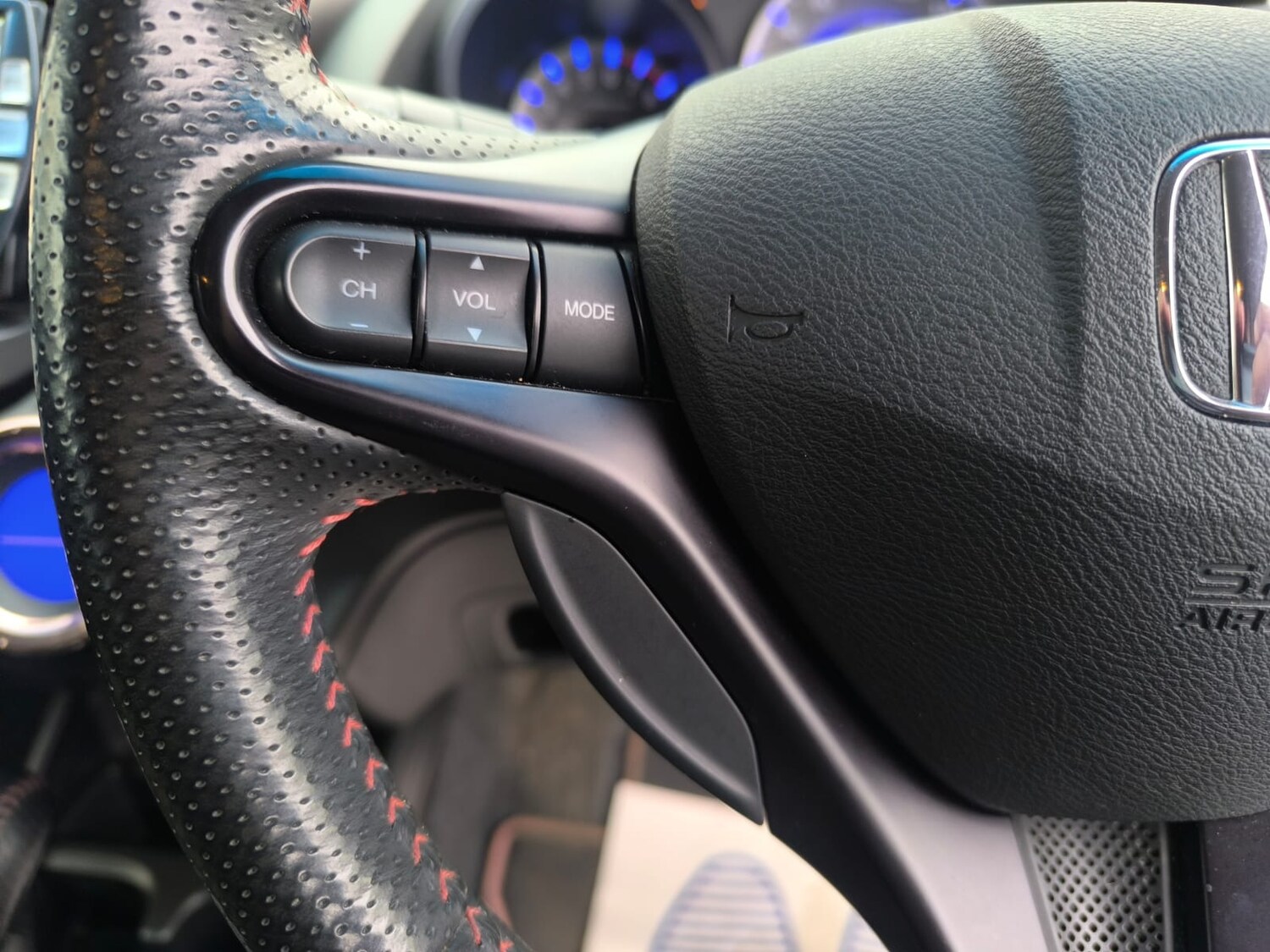 Used Honda Jazz 2012 for sale - 77915801: Photo 16