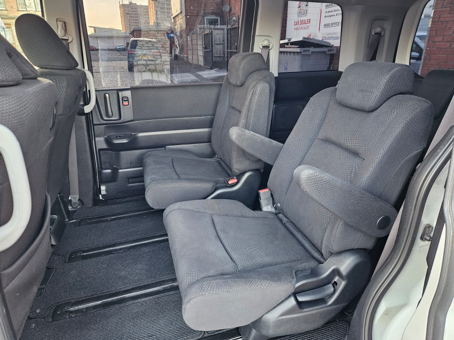 Used Honda Stepwagon 2013 for sale - 76243368: Photo 13