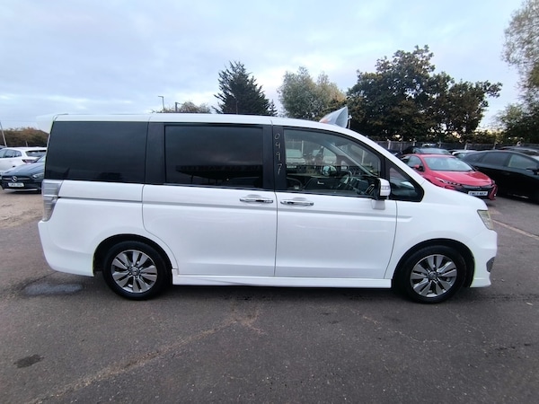 Used Honda Stepwagon 2013 for sale - 76243368: Photo 5