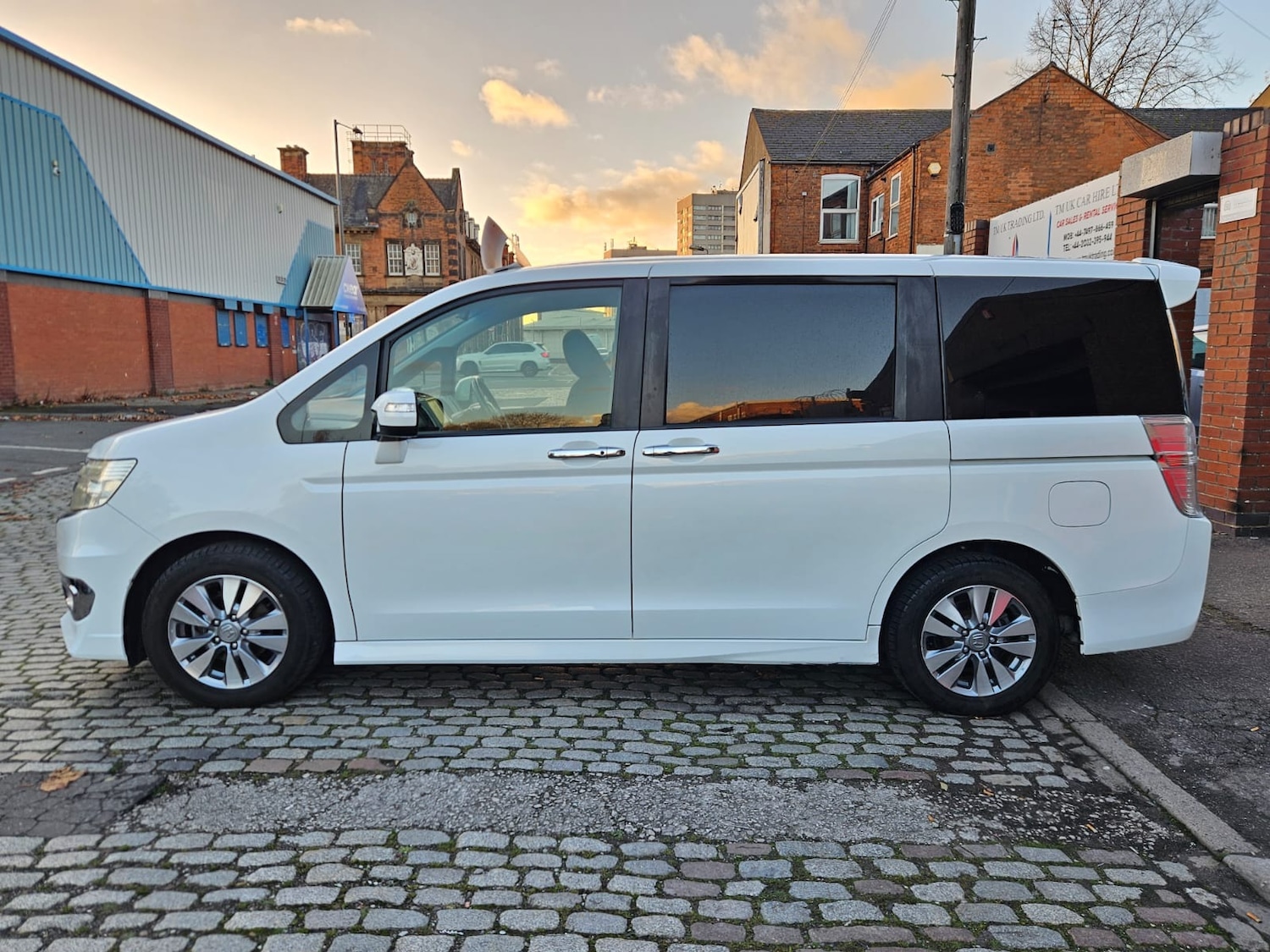 Used Honda Stepwagon 2013 for sale - 76243368: Photo 6