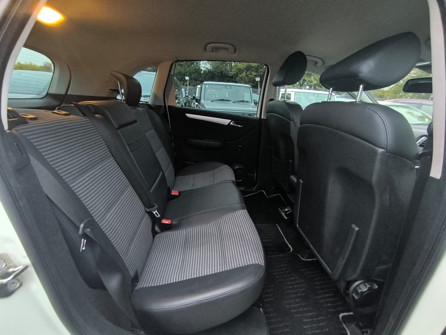 Used Mercedes-Benz B Class 2008 for sale - 76263572: Photo 11