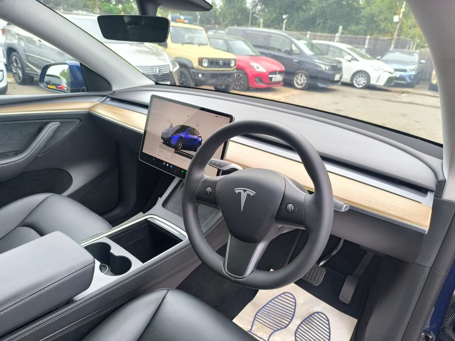 Used Tesla Model Y 2024 for sale - 76748385: Photo 10