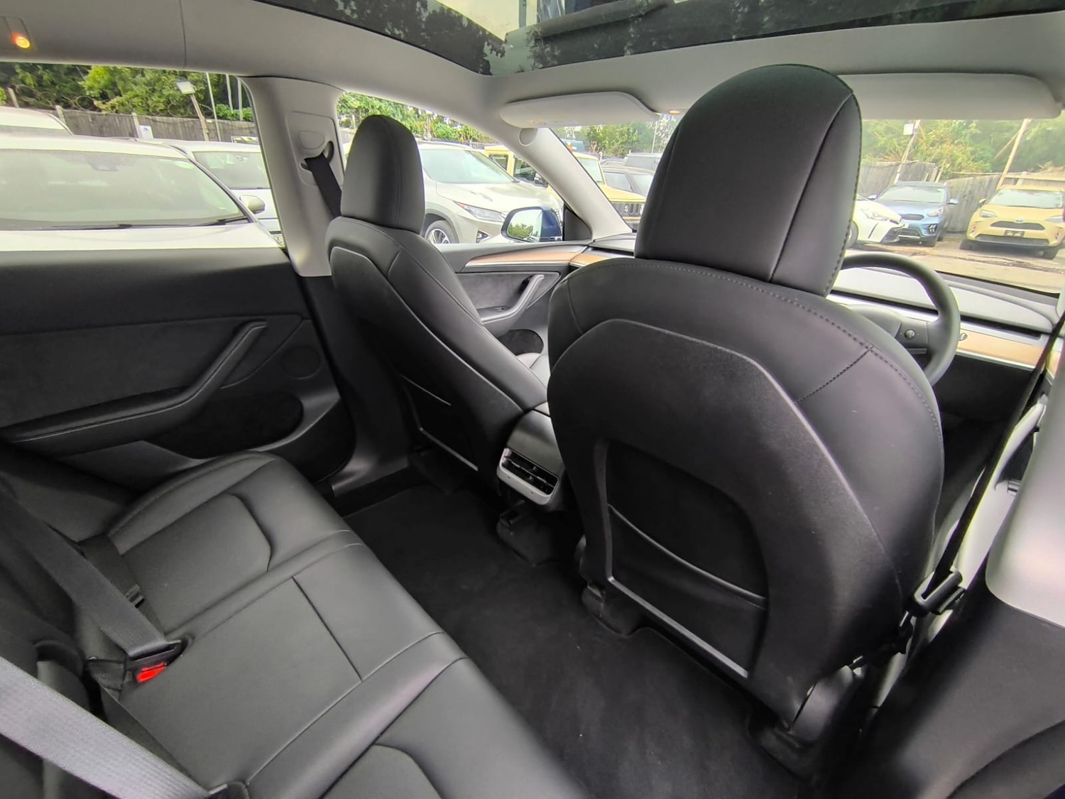 Used Tesla Model Y 2024 for sale - 76748385: Photo 12