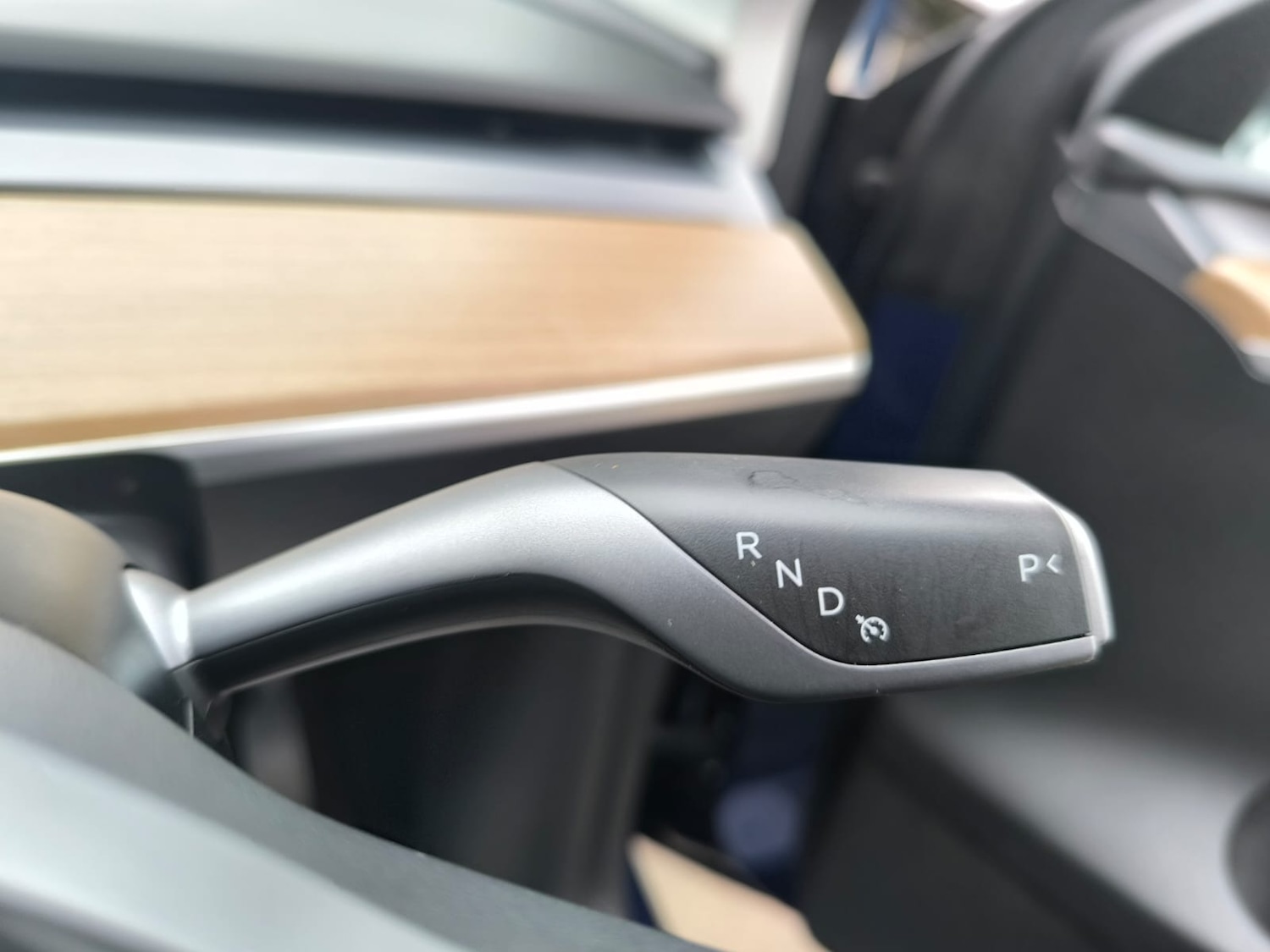 Used Tesla Model Y 2024 for sale - 76748385: Photo 25