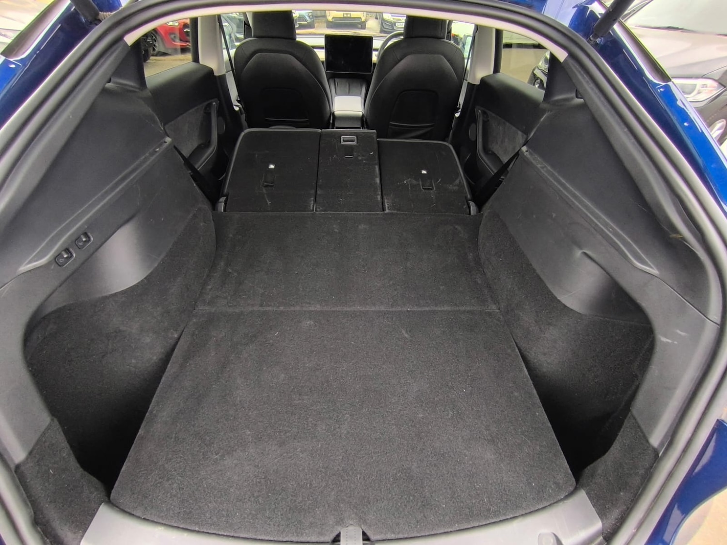 Used Tesla Model Y 2024 for sale - 76748385: Photo 35