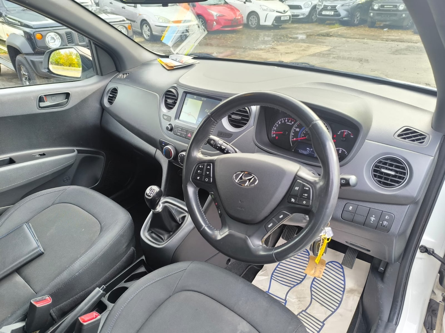 Used Hyundai i10 2018 for sale - 76363341: Photo 11