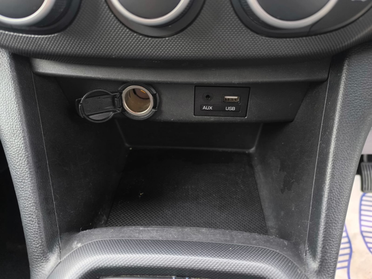 Used Hyundai i10 2018 for sale - 76363341: Photo 24