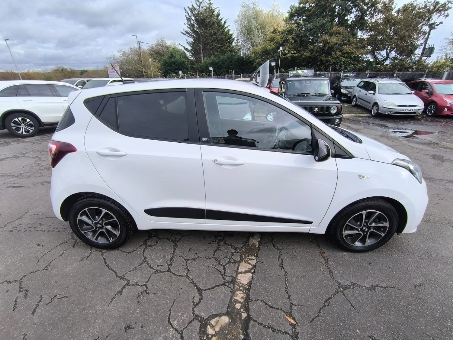 Used Hyundai i10 2018 for sale - 76363341: Photo 5