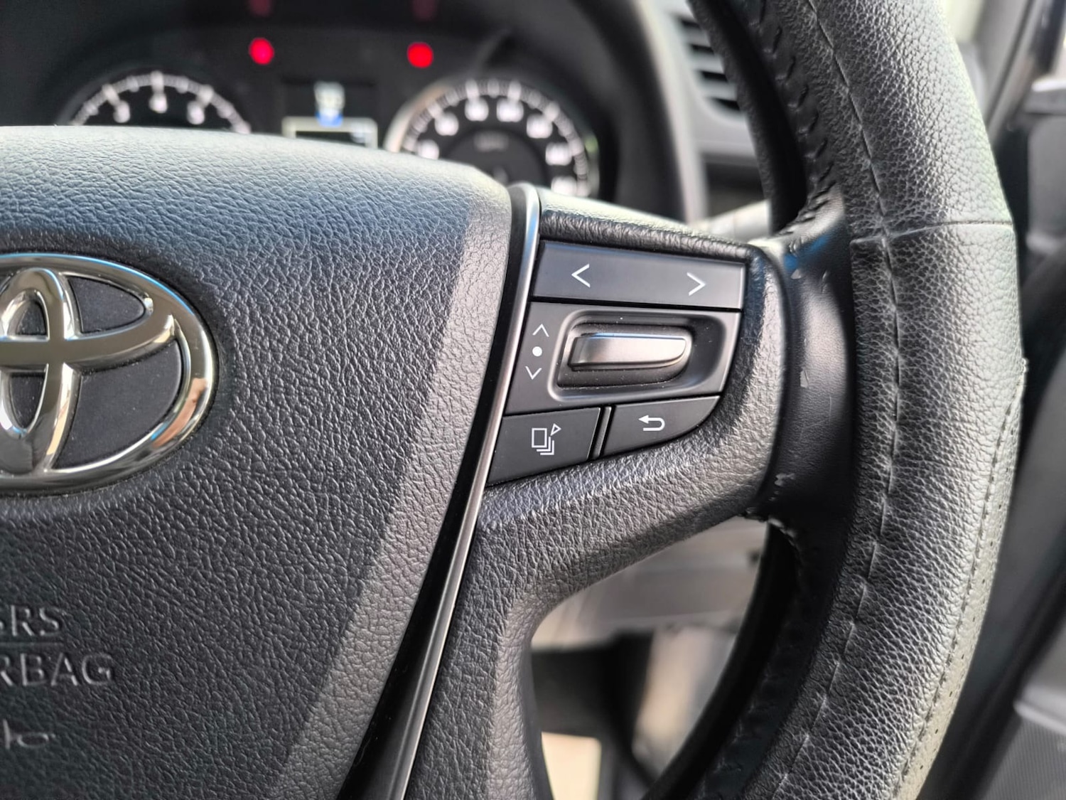 Used Toyota Alphard 2016 for sale - 78177146: Photo 18