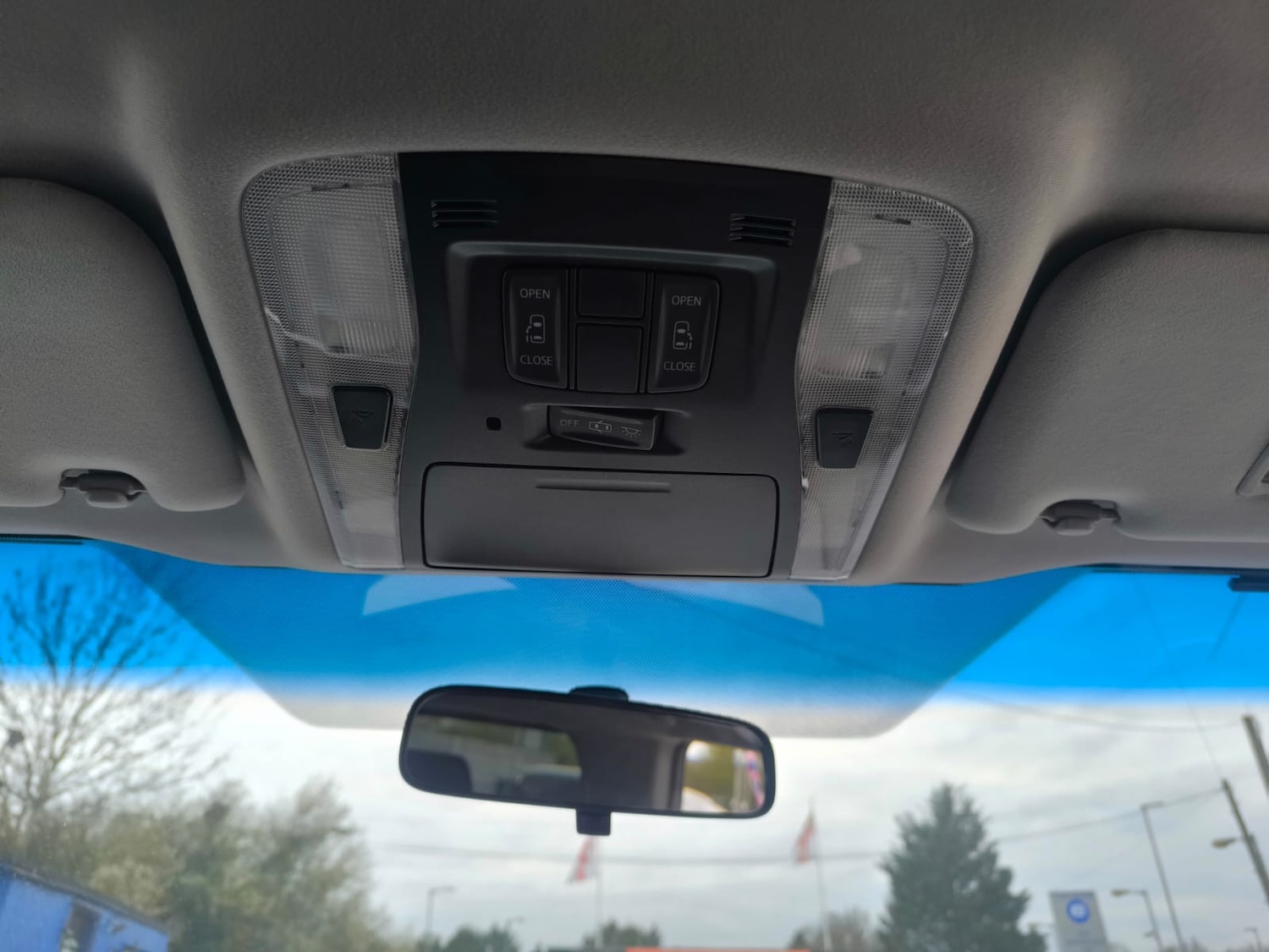 Used Toyota Alphard 2016 for sale - 78177146: Photo 26