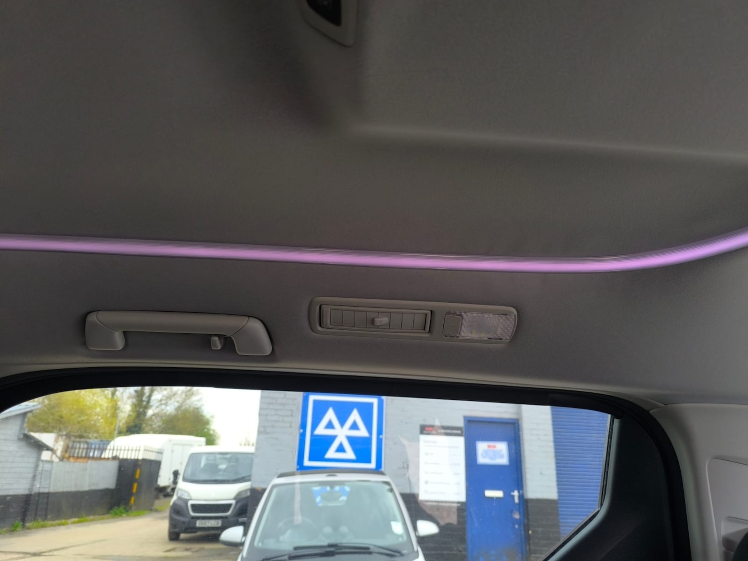 Used Toyota Alphard 2016 for sale - 78177146: Photo 28