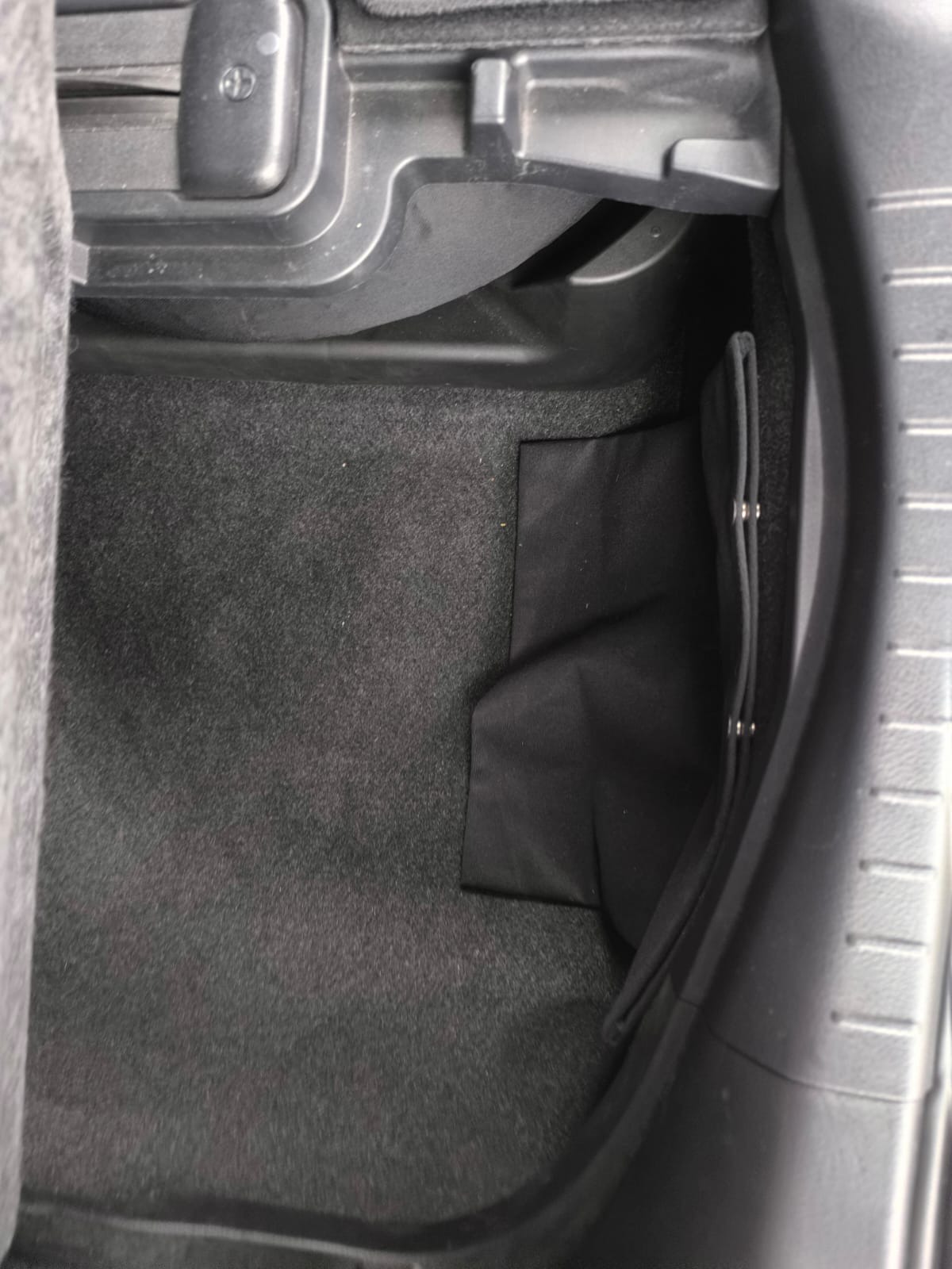 Used Toyota Alphard 2016 for sale - 78177146: Photo 36