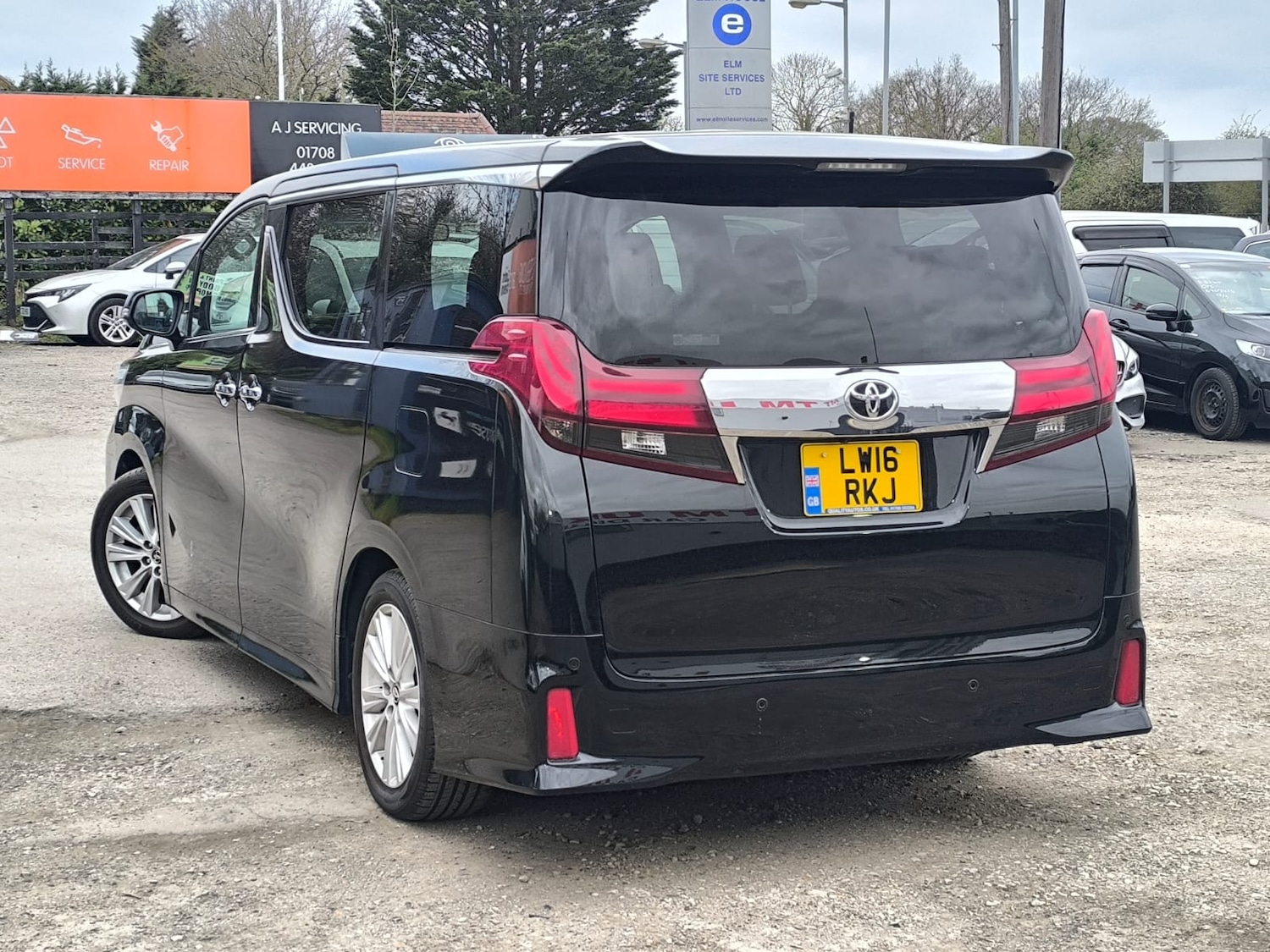 Used Toyota Alphard 2016 for sale - 78177146: Photo 4