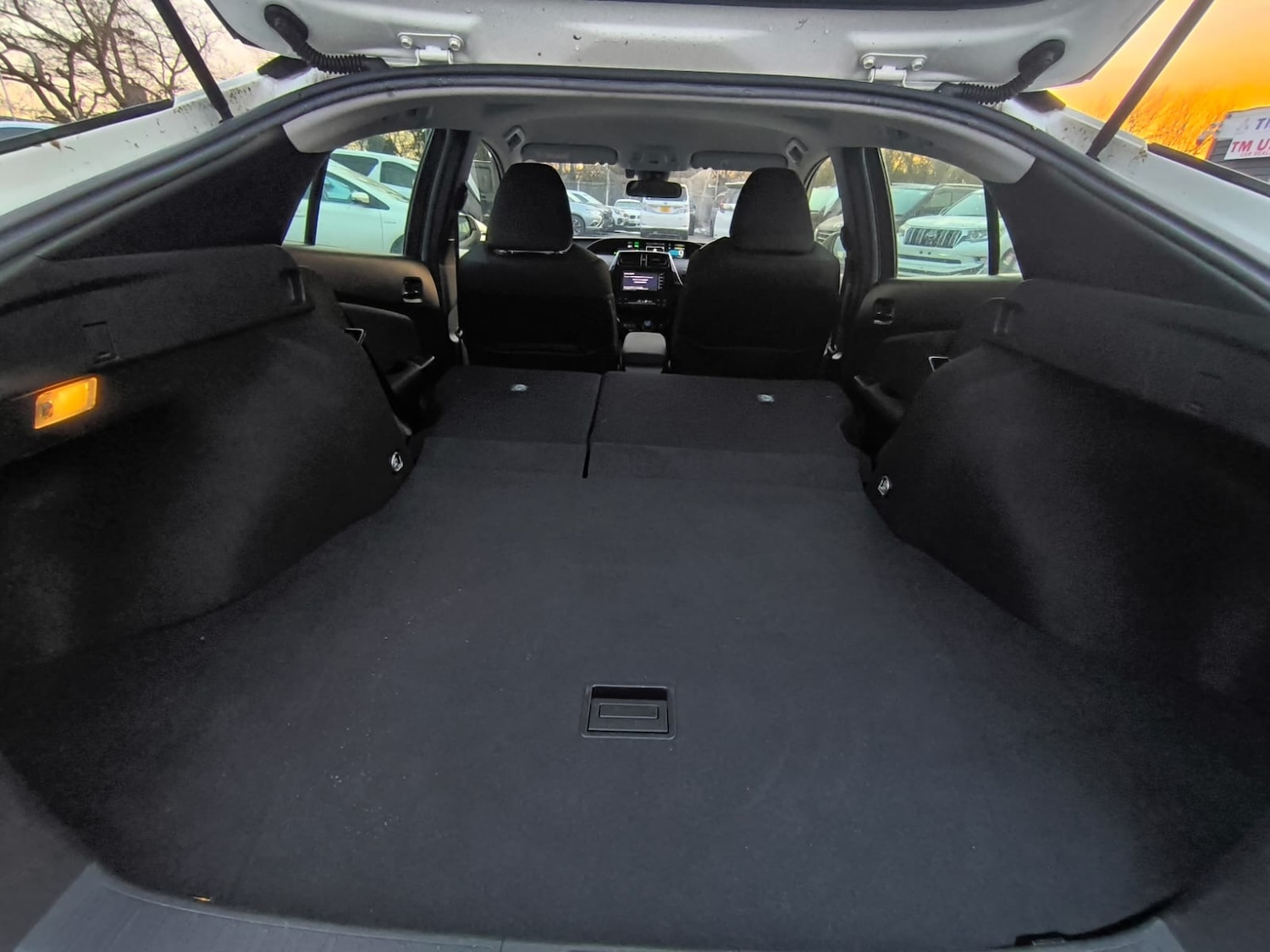 Used Toyota Prius 2019 for sale - 77159074: Photo 30