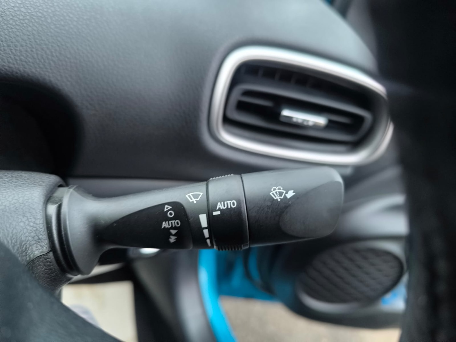 Used Toyota Prius 2023 for sale - 77417671: Photo 23