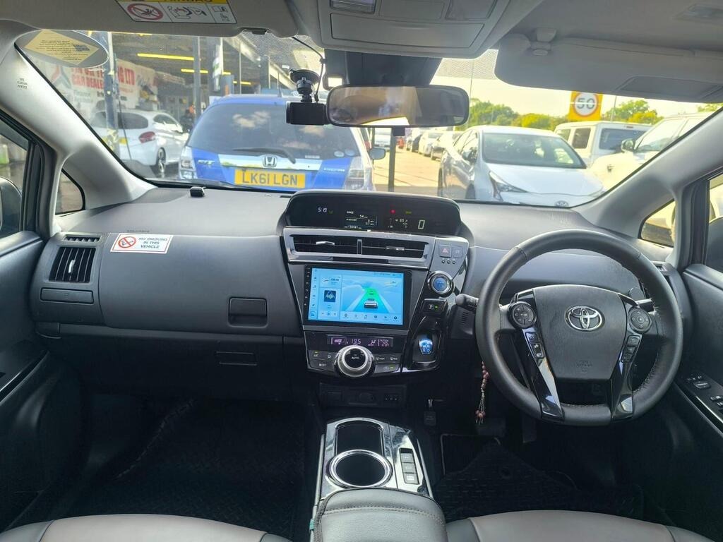 Used Toyota Prius+ 2020 for sale - 76682207: Photo 11