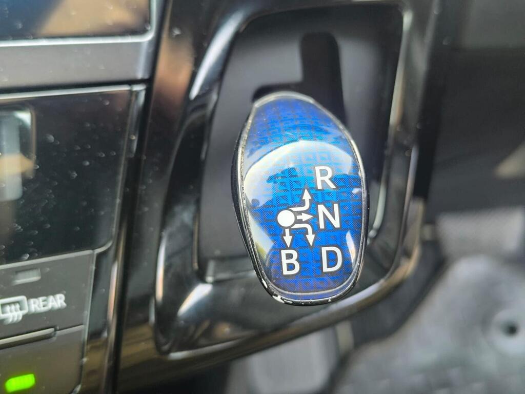 Used Toyota Prius+ 2020 for sale - 76682207: Photo 17