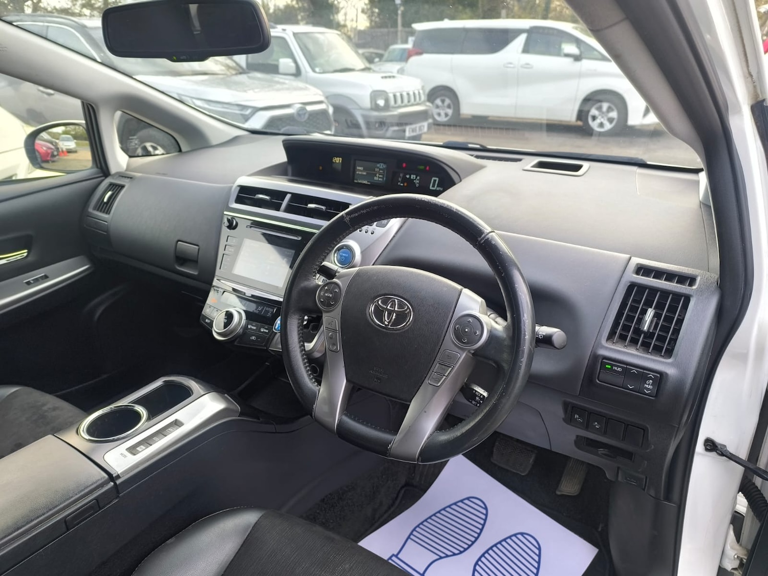 Used Toyota Prius+ 2016 for sale - 76663026: Photo 10