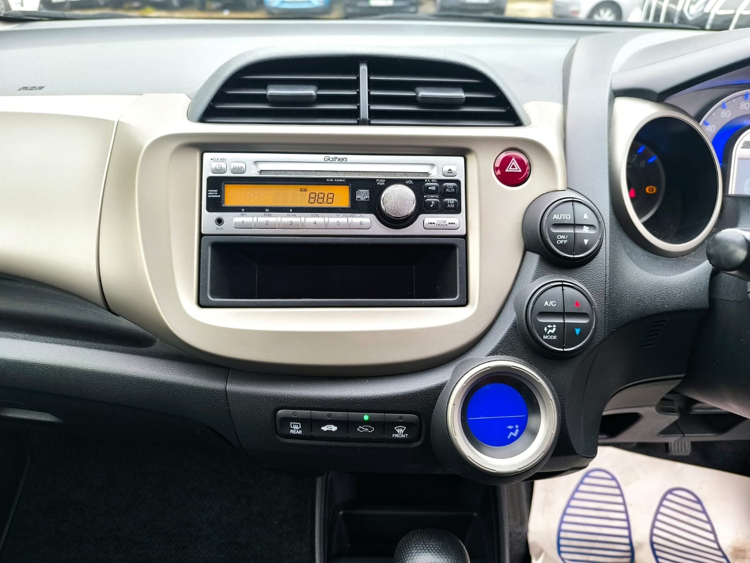 Used Honda Jazz 2013 for sale - 76353426: Photo 17