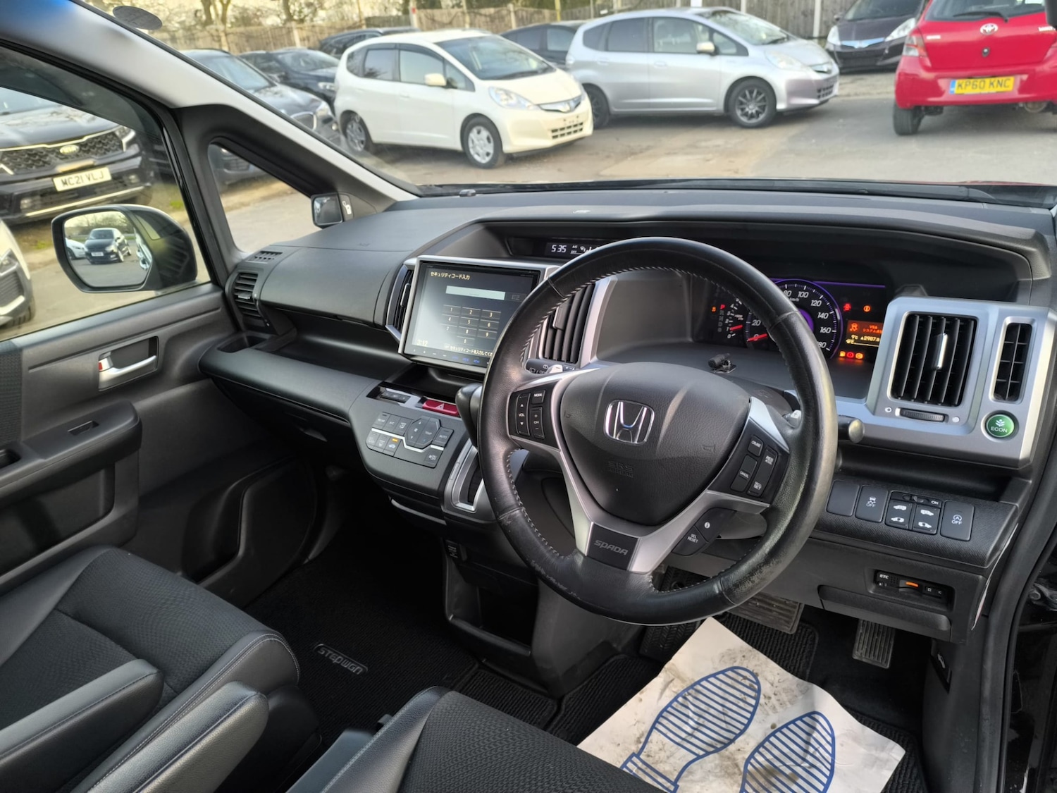 Used Honda Stepwagon 2014 for sale - 78065566: Photo 10