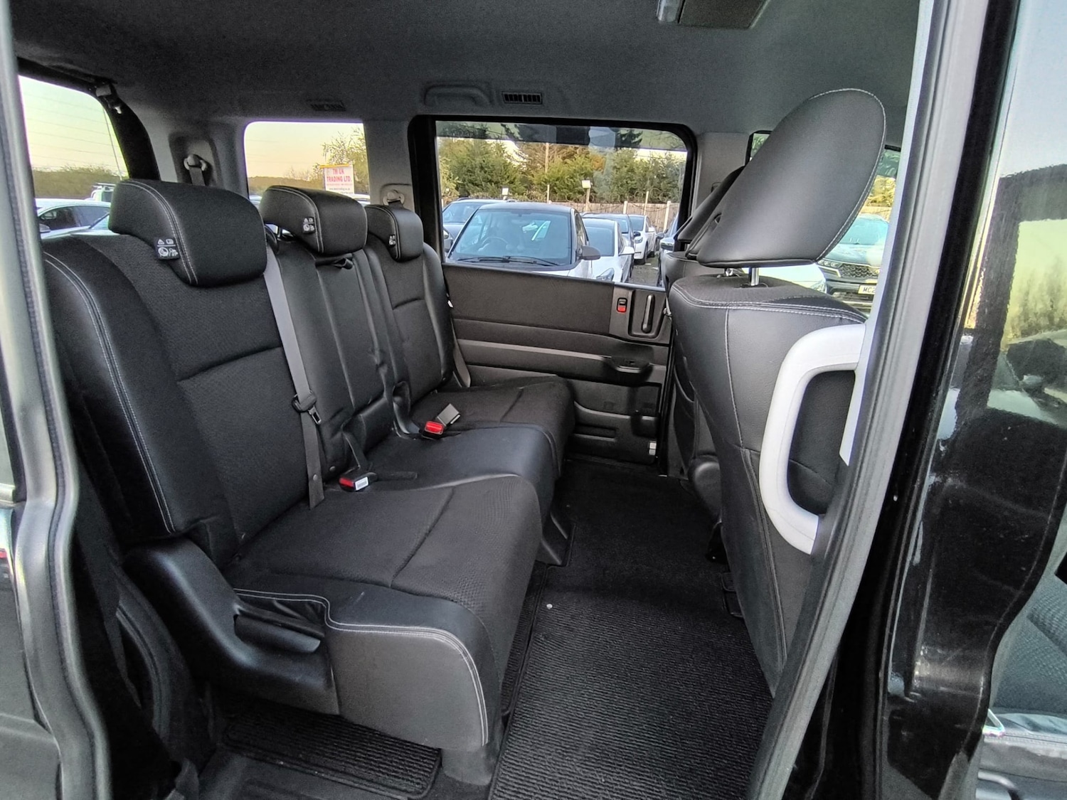 Used Honda Stepwagon 2014 for sale - 78065566: Photo 11