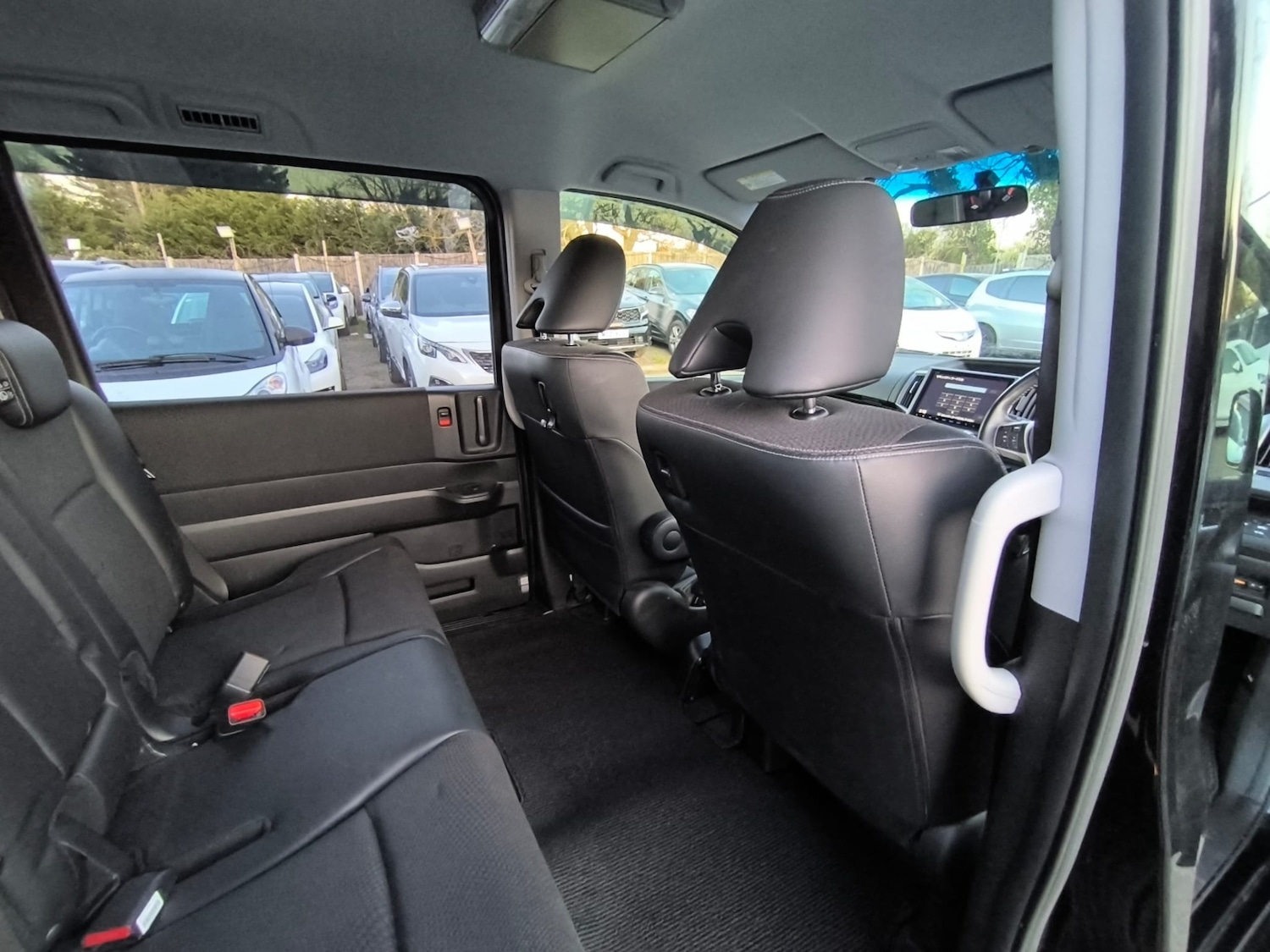 Used Honda Stepwagon 2014 for sale - 78065566: Photo 13