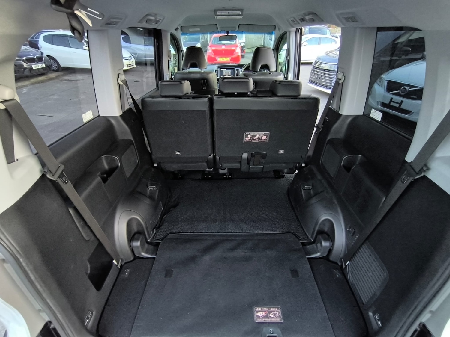 Used Honda Stepwagon 2014 for sale - 78065566: Photo 47