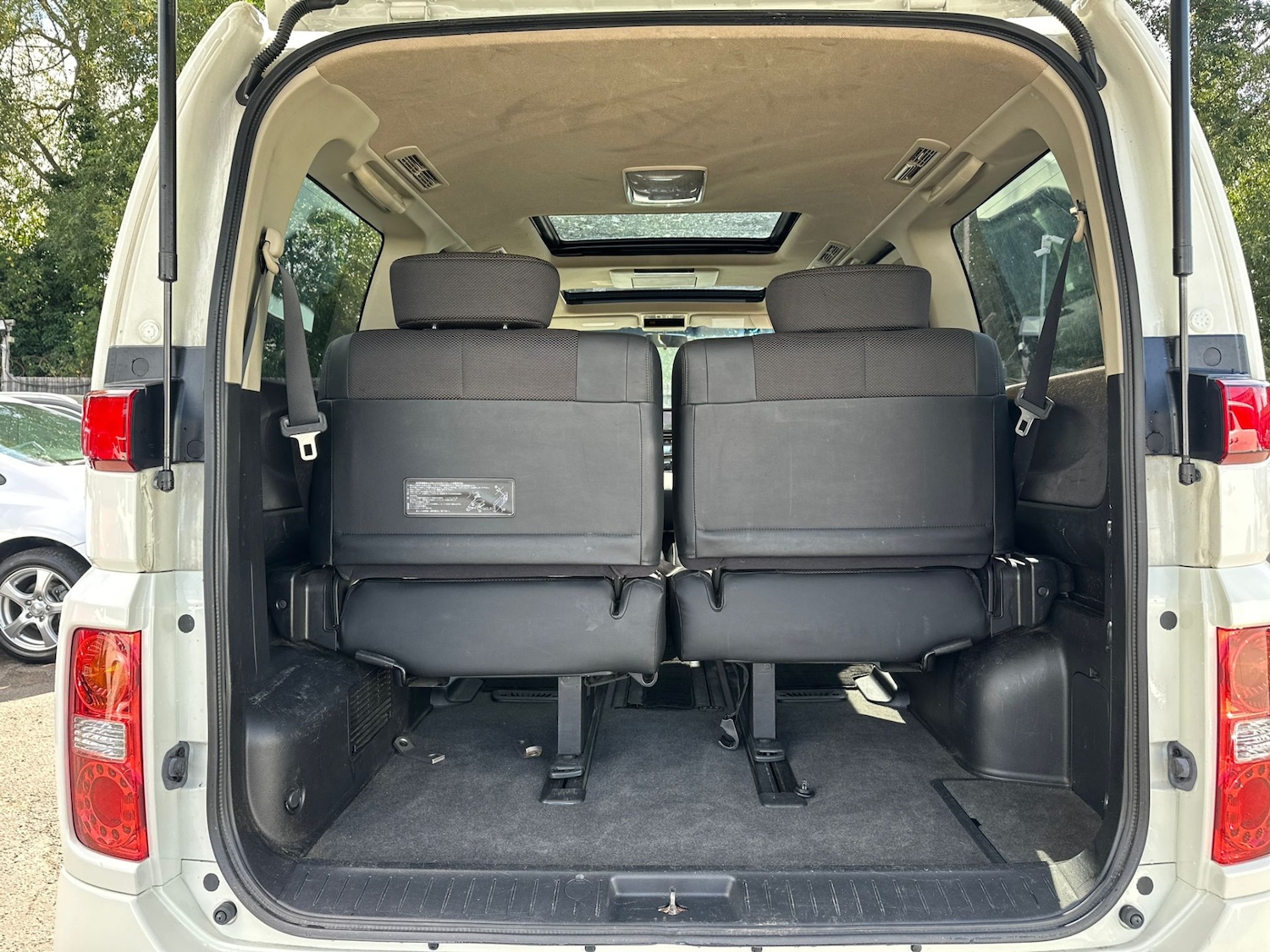 Vehicle 28