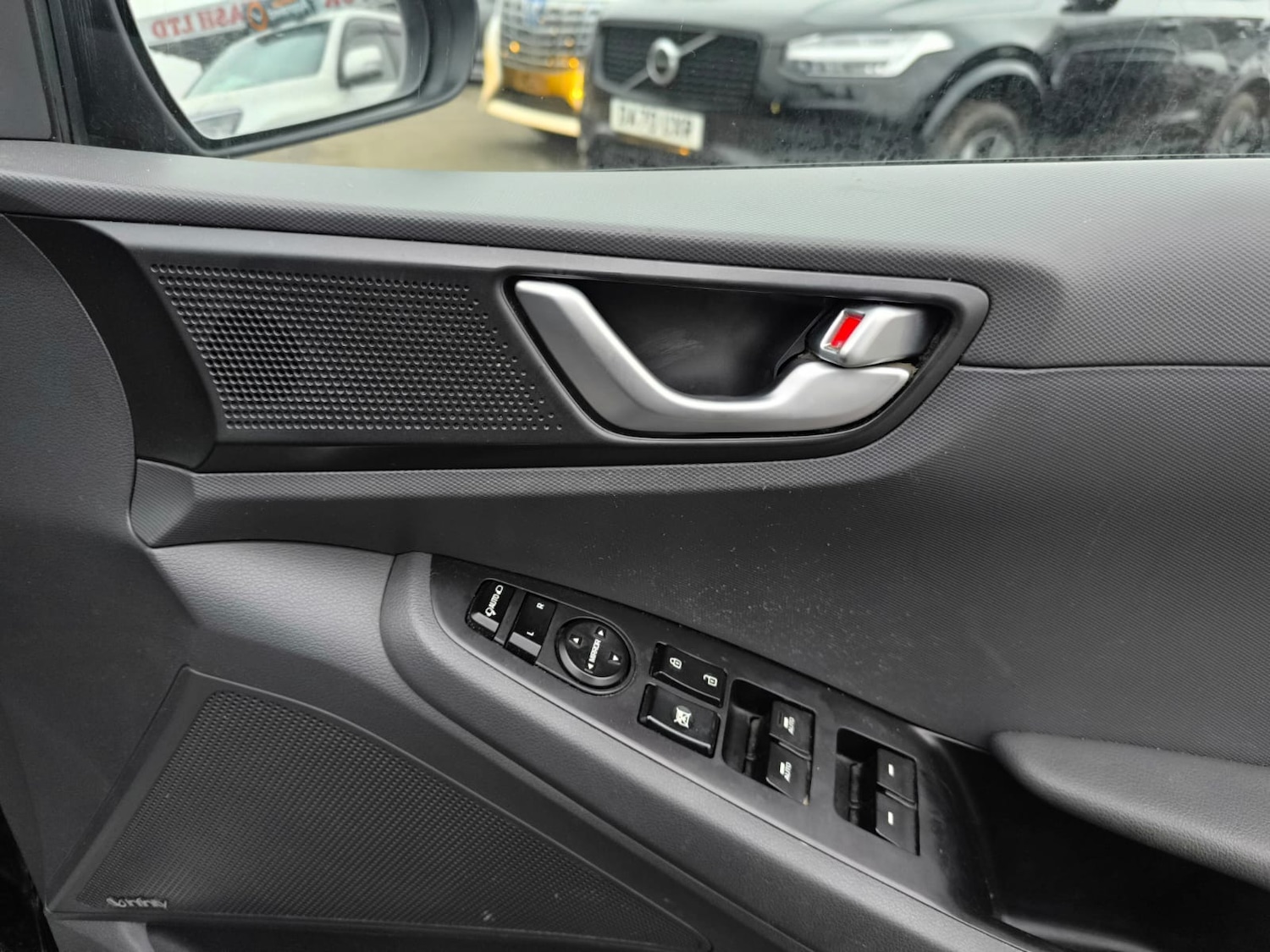 Used Hyundai IONIQ 2017 for sale - 77474879: Photo 31