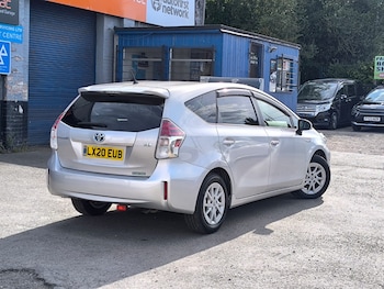 Used Toyota Prius+ 2020 for sale - 79417869: Photo