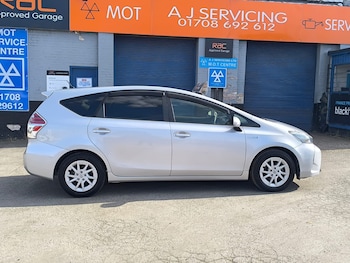 Used Toyota Prius+ 2020 for sale - 79417869: Photo