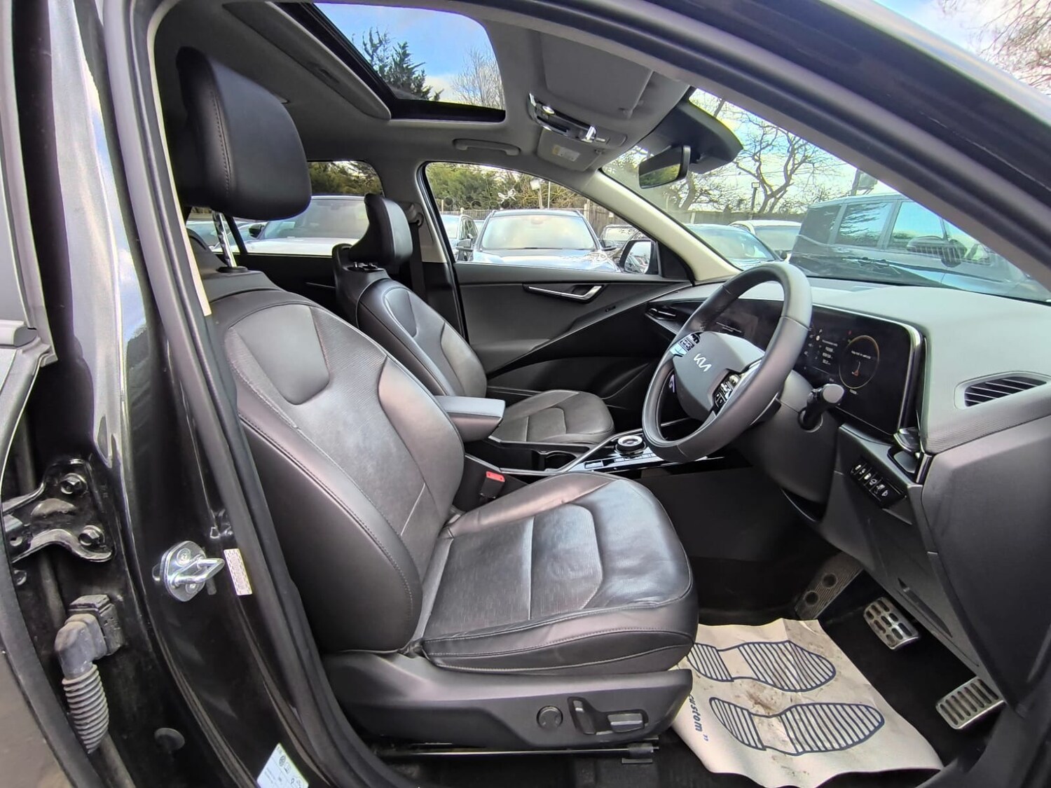 Used Kia Niro 2023 for sale - 78143816: Photo 9