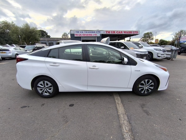 Used Toyota Prius 2019 for sale - 75737183: Photo 6