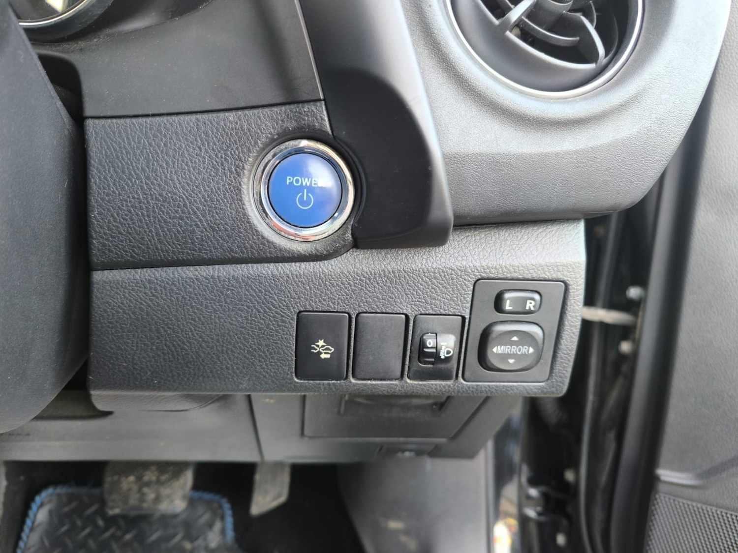 Used Toyota Auris 2018 for sale - 77167736: Photo 31