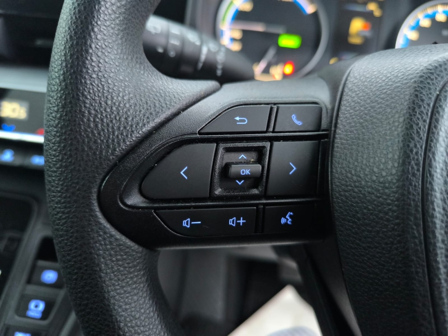 Used Toyota Noah 2022 for sale - 77125115: Photo 17