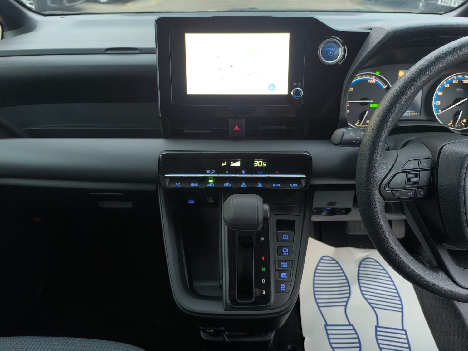 Used Toyota Noah 2022 for sale - 77125115: Photo 19