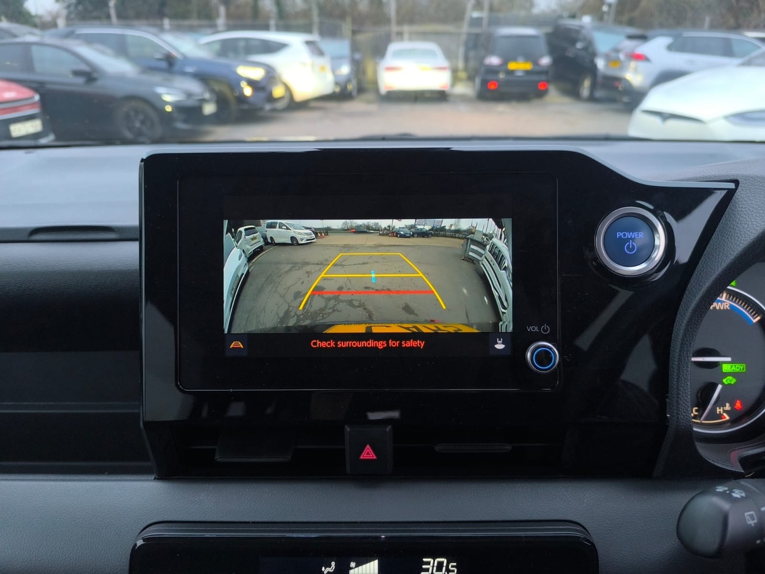 Used Toyota Noah 2022 for sale - 77125115: Photo 24