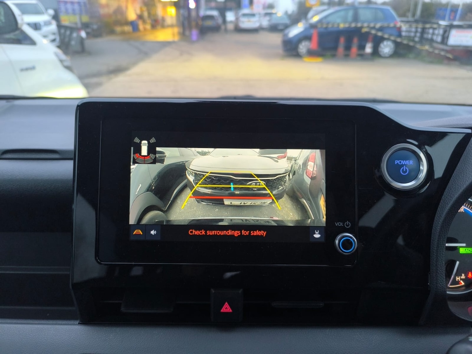 Used Toyota Noah 2022 for sale - 77125115: Photo 25